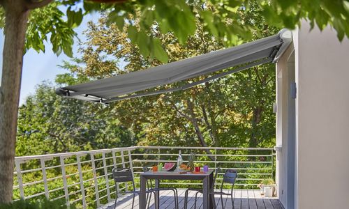 Store banne à coffre